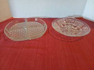 lot 1255 image: Glass Relish Divided Dishes