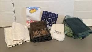 lot 1406 image: Lot of Assorted Towels with Decorative Prints and Embroidery