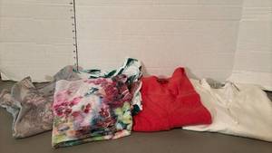 lot 1627 image: Three tops and two cardigans - Size Med