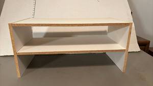 lot 1642 image: 11 12 x 24 x 11 12 small shelf