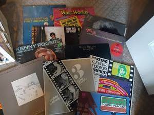 lot 1711 image: Mixed Genre of Record Albums