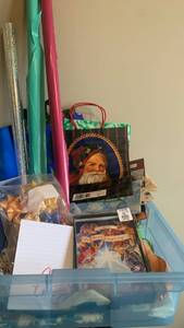 lot 1721 image: Gift wrap, bags, bows in a storage bin with lid