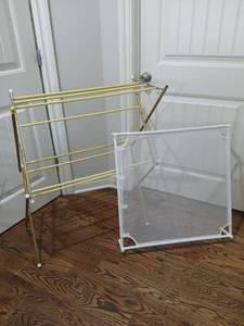 lot 1820 image: Clothes Drying Racks largest one 38x31x18 and mobile clothes rack 65x37x19