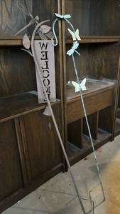 lot 3005 image: Welcome Garden Stakes with Dragonfly and Butterfly Accents, Set of 2