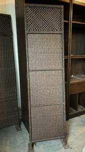 lot 3007 image: Metal and wicker Garden privacy dividers.  Each panel is 72 inches tall and 19 12 inches wide