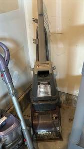 lot 3015 image: Hoover SteamVac Deluxe 5 Rotating Brushes Carpet Cleaning Machine