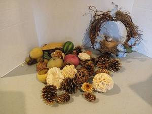 lot 3103 image: Memorial Wreath Blue Flowers with Ribbon 13in, 9inch wreath and vase filler