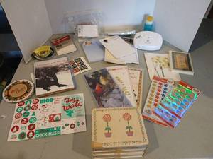 lot 3110 image: Greeting cards, stickers, miscellaneous  office supplies and assortment of buttons