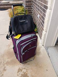 lot 3124 image: 2-Piece Luggage Set Purple Suitcase  on wheels 22x14x9, Black Carry-On Bag 12x12 in with foldable  luggage cart on wheels 39x13x17
