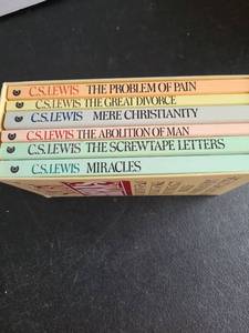 lot 3420 image: C.S.Lewis paperback book set