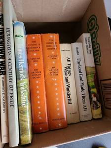 lot 3422 image: Books, including The Complete Sherlock Holmes, volume 1 and 2