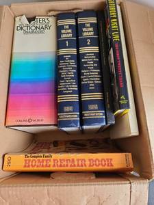lot 3423 image: Books, including Saturday Night Live, The First 20 Years