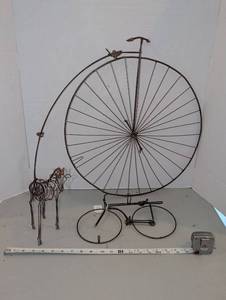 lot 3524 image: Metal ark lot. Bicycles and giraffe