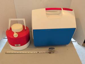 lot 3526 image: Igloo Thermos and Playmate Cooler Two-Piece lot