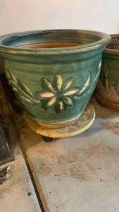 lot 3609 image: Green Ceramic Planter Pot with Floral Design 12X15 with caddy