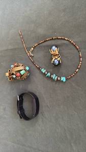lot 1908 image: Fit bit and jewelry