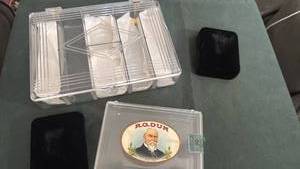 lot 1913 image: Velvet jewelry boxes and plastic jewelry storage