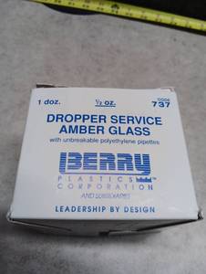 lot 35 image: Berry Plastics Dropper Service Amber Glass 1 doz. 12 oz. Code 737