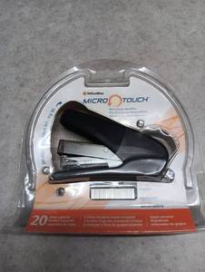 lot 36 image: OfficeMax MICROTOUCH Half Strip Desktop Stapler, Black - Retail $17