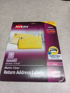 lot 38 image: Avery Return Address Labels  23  x 1-34   600 Clear Labels (15695)