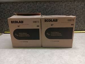 lot 99 image: Ecolab QC Industrial Degreaser 2x1.3L (0.34 US GAL) 6100773 2 boxes
