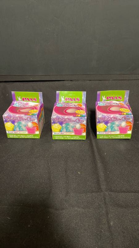 lot 7759 image: PAAS Glitter Color Cups Egg Decorating Kit 3-Pack