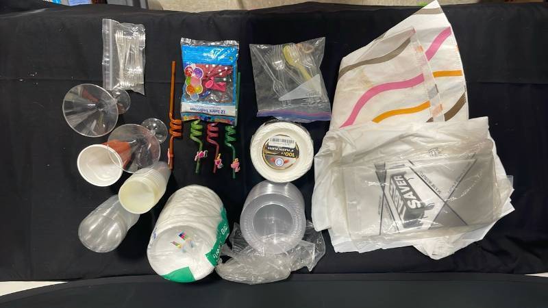 lot 7767 image: Party Supplies Lot Disposable Plates, Cups, Utensils, Napkins, Decorations