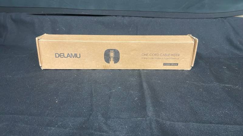 lot 7774 image: Delamu One-Cord Cable Hider