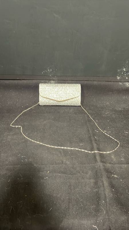 lot 7851 image: Beaded Clutch Wallet with Chain Strap
