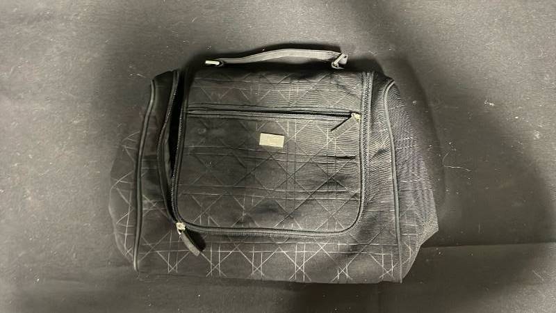 lot 7869 image: Black Quilted Laptop Backpack with Handle and Shoulder Straps