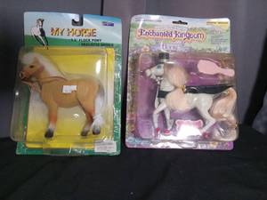 lot 7002 image: 2 Horse Action Figures with Accessories My Horse Flock Pony Enchanted Kingdom
