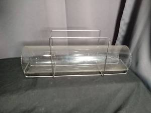 lot 7035 image: Pyrex Bake A Round glass bread tube
