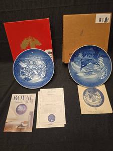 lot 1369 image: Bing & Grondahl 2012 Julemaften Christmas Plate Lot 2 Plates