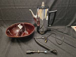 lot 1384 image: General Electric Immersible Coffee Percolator and Hull vintage separated serving dish