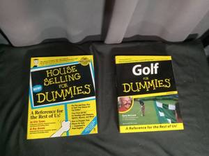 lot 6897 image: 2 Books House Selling for Dummies & Golf for Dummies 2nd Edition
