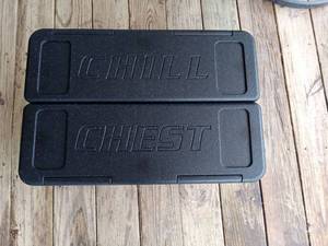 lot 6902 image: Chill Chest Chill Pack