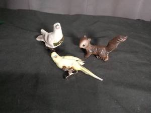 lot 6925 image: Lot of 3 Porcelain Animal Figurines Parakeets  Squirrel