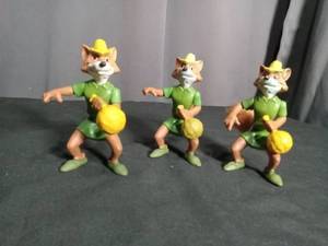 lot 6943 image: Disneys Robin Hood 3 figurines