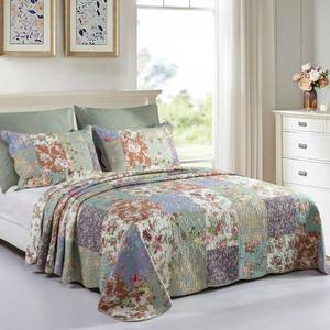lot 4167 image: YAYIDAY Oversized Queen Quilt Set Patchwork Bedspread (110x118 Inch)  100% Cotton Reversible Breathable Floral Quilted Coverlet with Pillow Shams Fit All Season - Retail $129.99