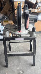 lot 100 image: Craftsman 10 Inch Compound Miter Saw Model 315.212340