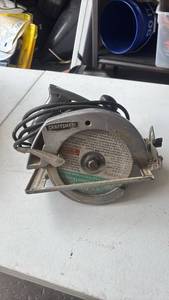 lot 107 image: Craftsman 7 Electric Hand Saw 5600 RPM 1-34 HP Model 315.27782