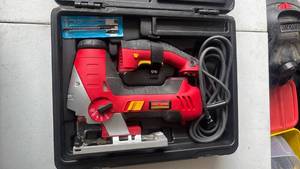 lot 111 image: Craftsman Orbital Jigsaw Corded Power Tool with Case
