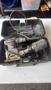 lot 112 image: Porter-Cable Model 342 14 Sheet Palm Grip Finishing Sander 120V