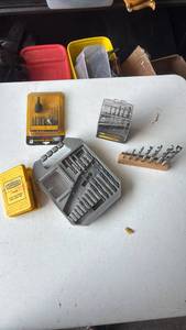 lot 134 image: DrillScrewdriver Bit Lot