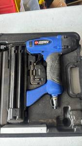 lot 138 image: Campbell Hausfeld 18-Gauge Brad Nailer ColorMatch System