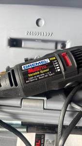 lot 139 image: Dremel MultiPro Variable Speed 5,000-30,000 RPM Model 395 Type 5 with Case