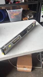 lot 146 image: Craftsman Laser Trac Digital Level