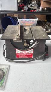 lot 147 image: Dremel 4 Inch Table Saw Model 580