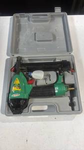 lot 222 image: Grizzly H6332 1 14 Brad Nailer 18 GA 60-100 PSI