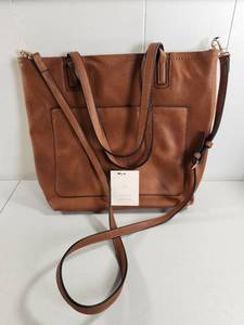 lot 72 image: Lauren Conrad Brown Leather Bag with Crossbody Strap New